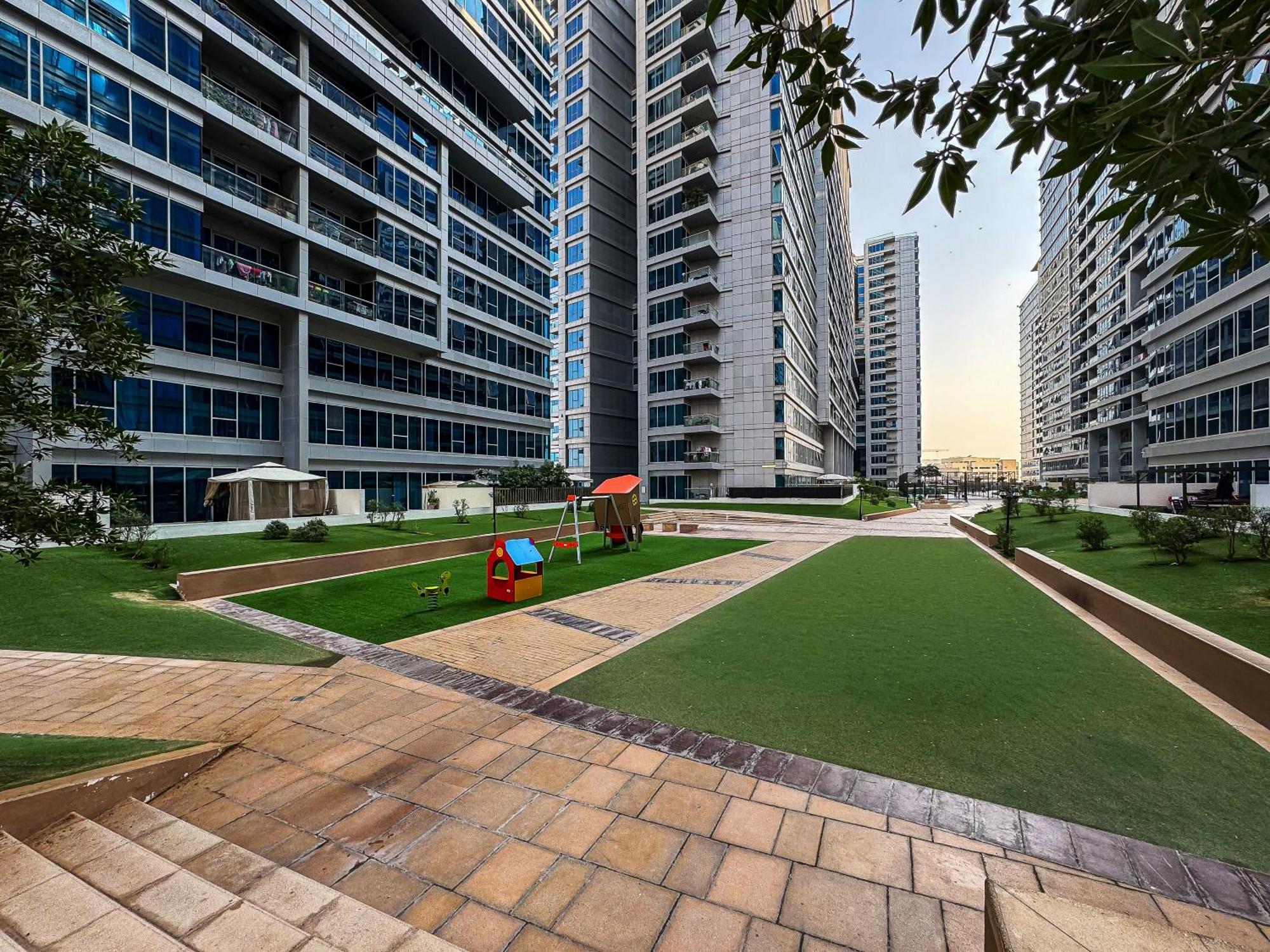 Apartment Sky High Serenity Modern With Gym Access *